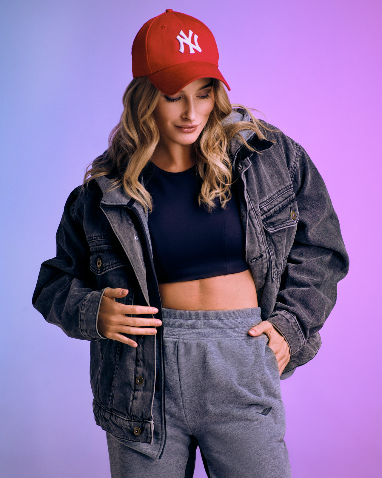 Креатив и фэшн портреты для бренда Eazyway. Фотограф: Александр Сакулин